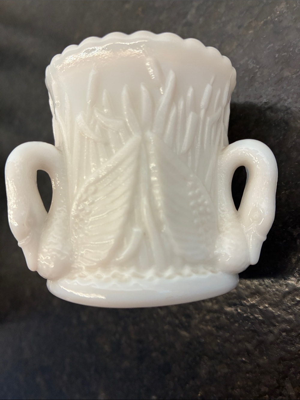 Vintage Westmoreland Milk Glass Swan and Cattails Toothpick Holder - Picture 6 of 7